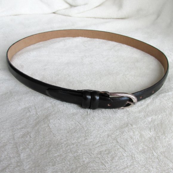 Eddie Bauer Women's Black Leather Belt - Picture 2 of 7